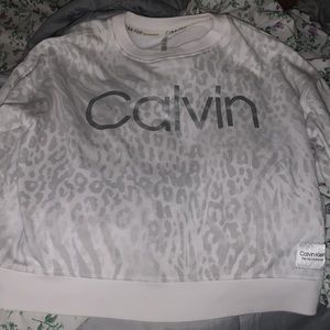 Like new- cheetah print sweater